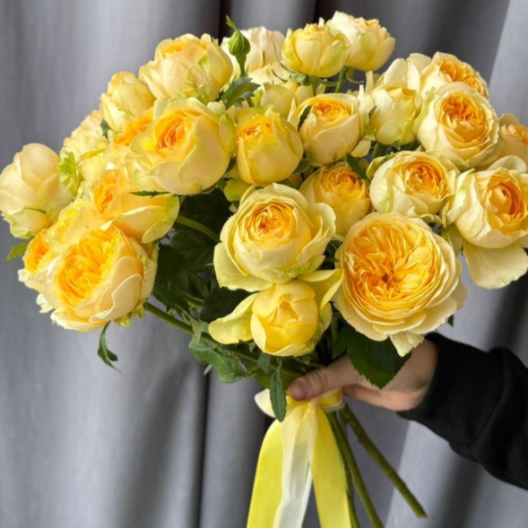 Букет 7 желтых роз в Новоозёрном