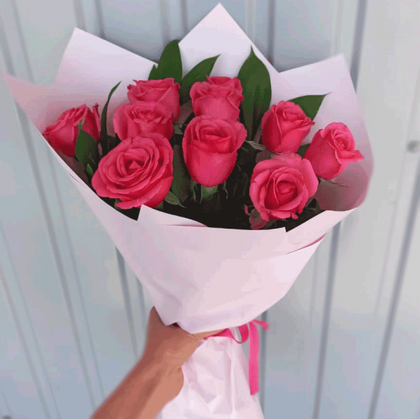Букет 11 розовых роз в Новоозёрном