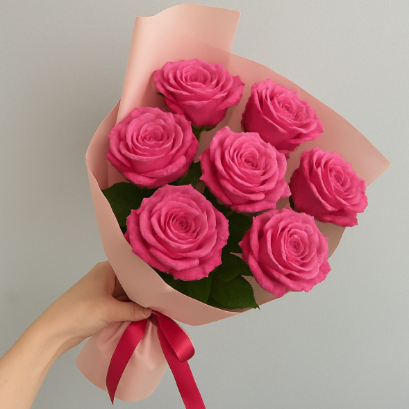 Стильный букет 7 розовых роз в Новоозёрном